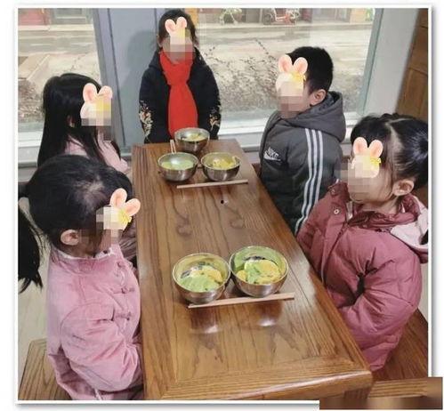 娱乐吃瓜酱幼儿园,揭秘童趣世界里的欢乐与成长 第2张 娱乐吃瓜酱幼儿园,揭秘童趣世界里的欢乐与成长 第2张