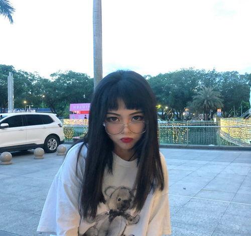 顾茜茜爆料男朋友视频,引发网友热议